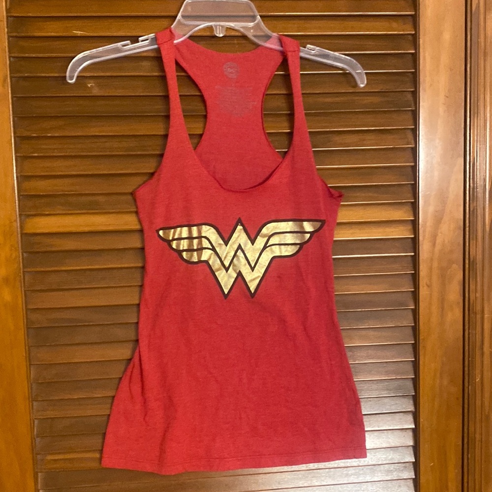 Wonder Woman Red Fitted Graphic Tank Top